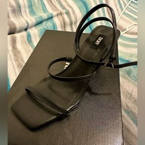 DKNY black heels